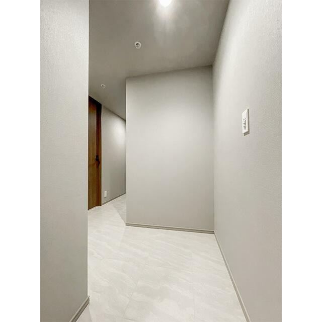 ※同仕様写真含む(玄関)