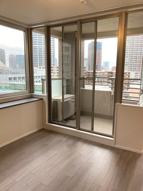 ※写真は同タイプ住戸です。(居間)