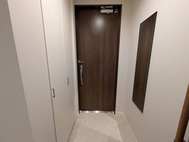 (玄関)