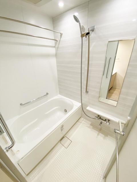 ※写真は同タイプ住戸です。(風呂)