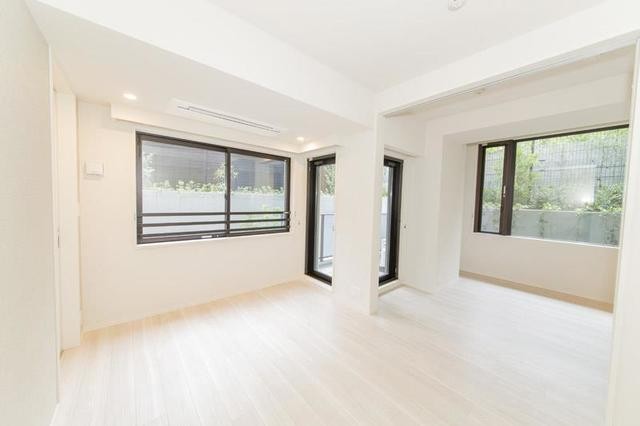 ※写真は同タイプ住戸です。(居間)