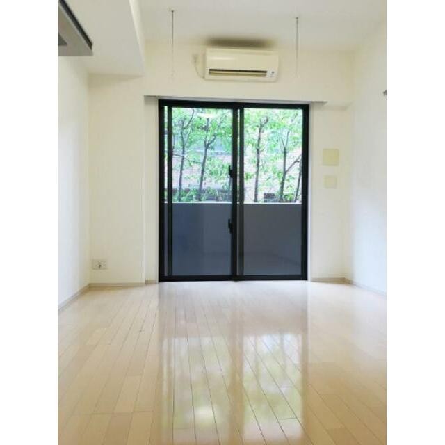 ※同仕様写真含む(居間)