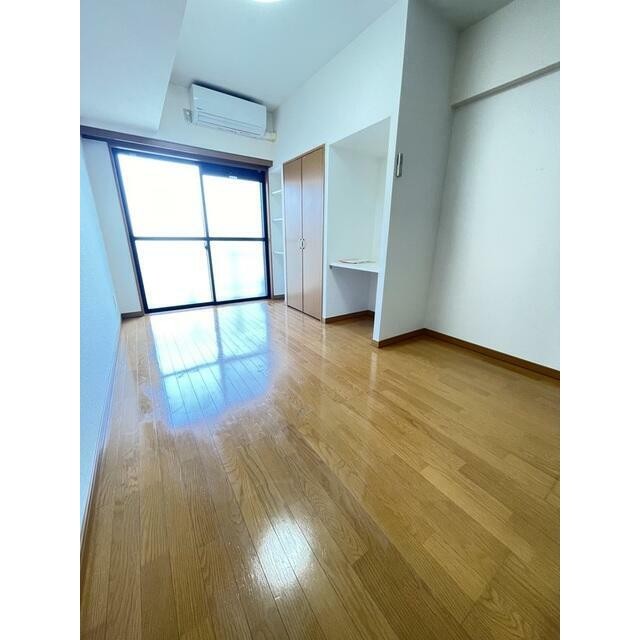 (居間)