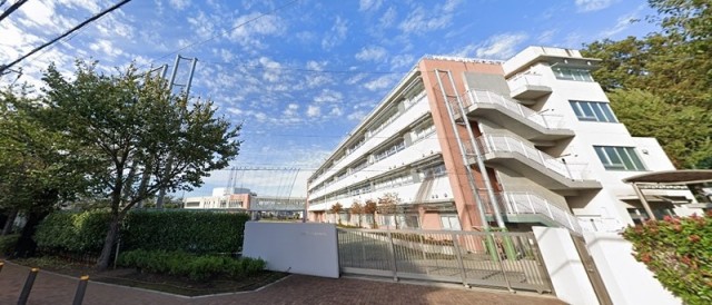 世田谷区立桜木中学校（経堂）（566m）(周辺)