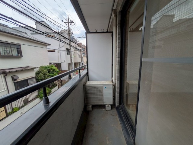 (玄関)