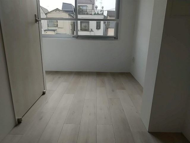 (居間)