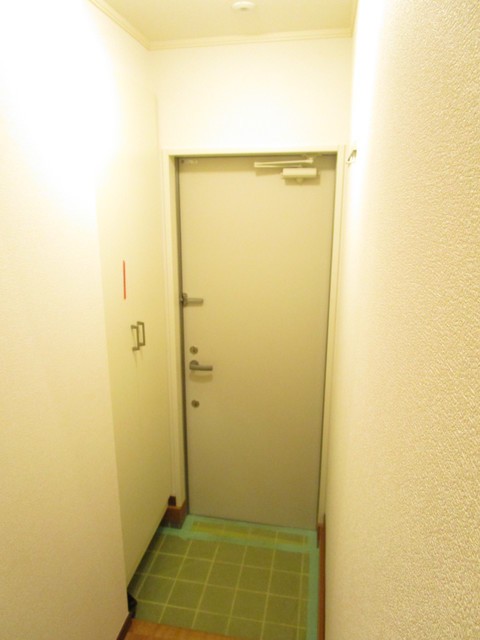 (玄関)
