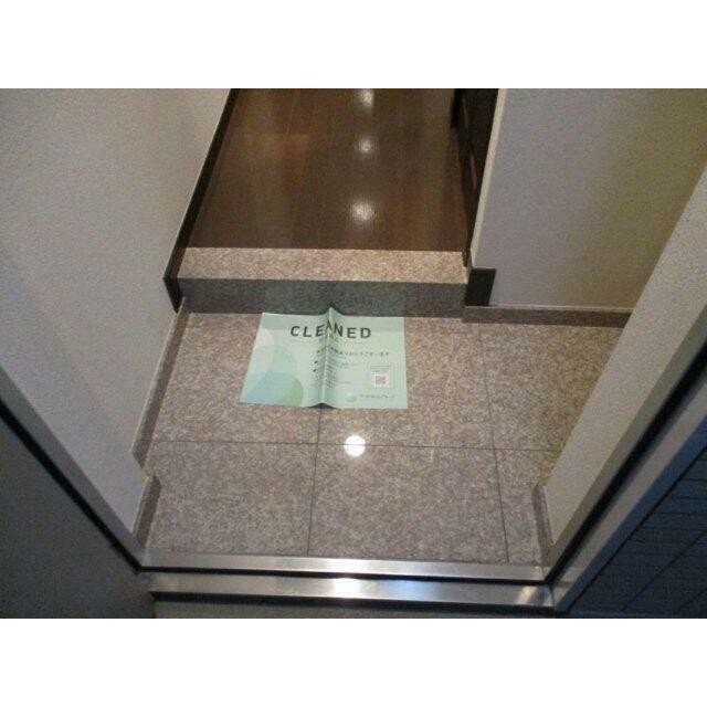 (玄関)