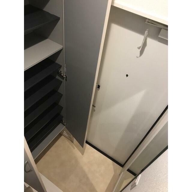 (玄関)
