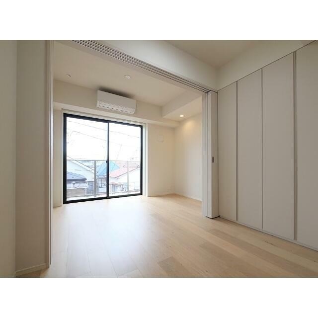 ※同仕様写真含む(居間)