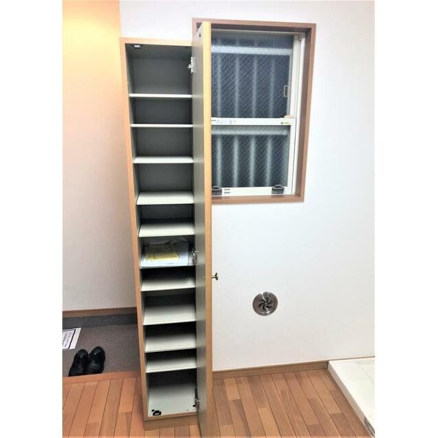 (玄関)