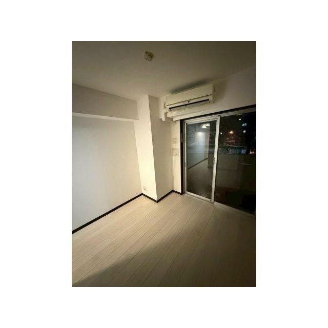 (居間)