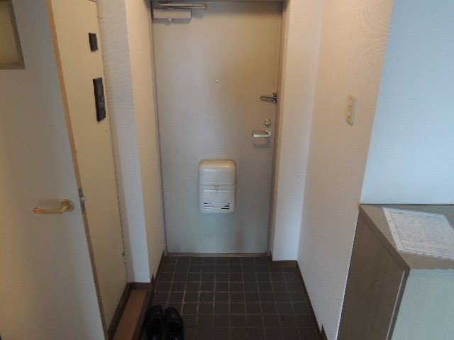 (玄関)
