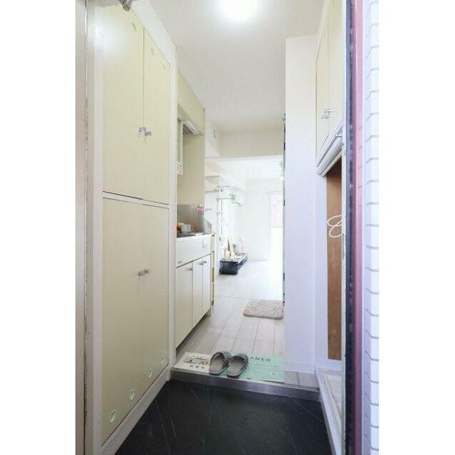 ※同仕様写真含む(玄関)