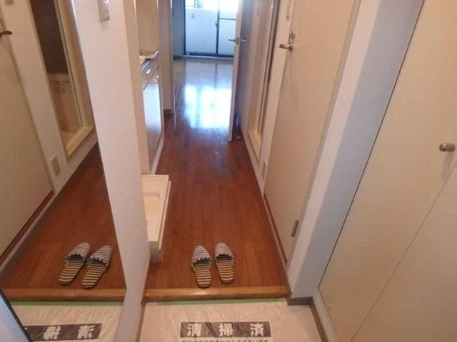 ※同仕様写真(玄関)
