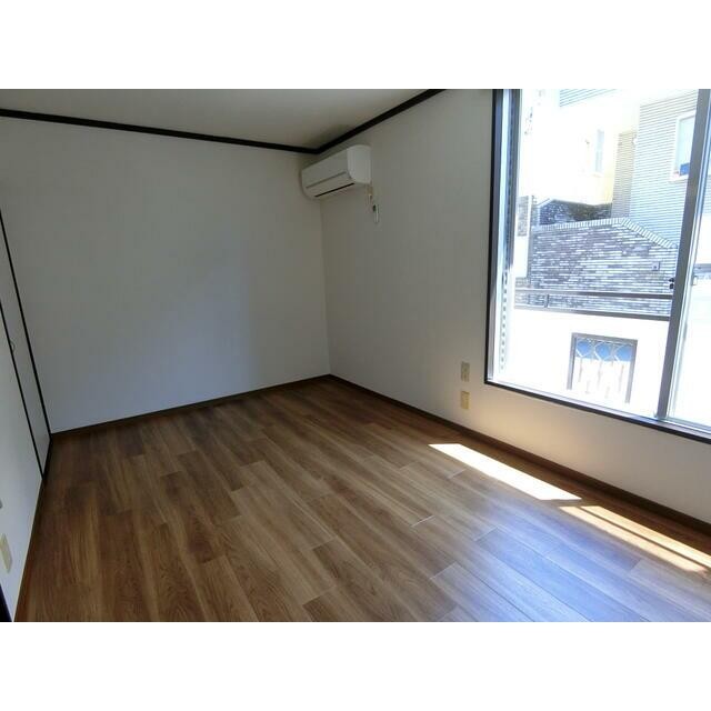 (居間)