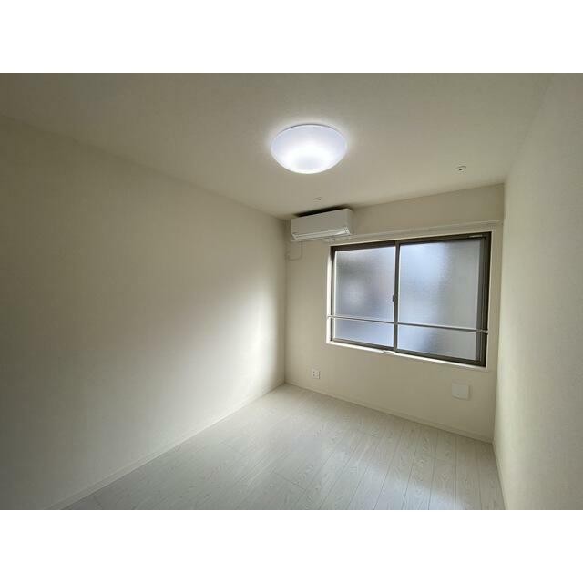 (居間)
