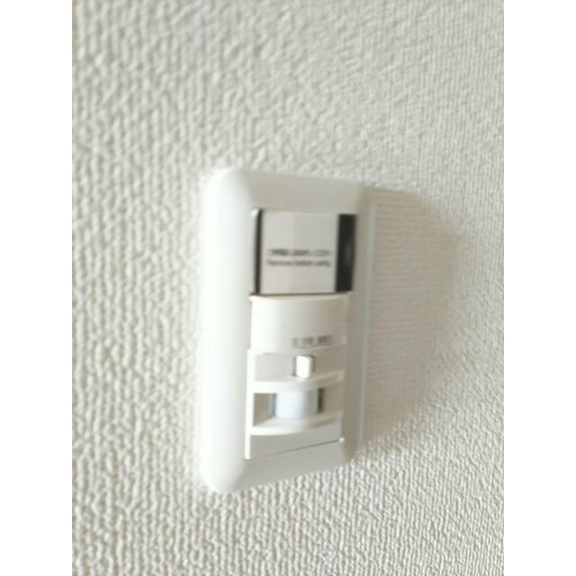 玄関人感センサー