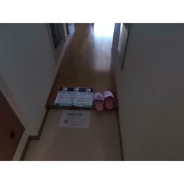 (玄関)