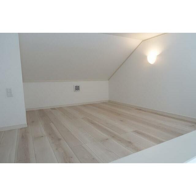 大型ロフトは寝室にできるほどの広さがあります！
