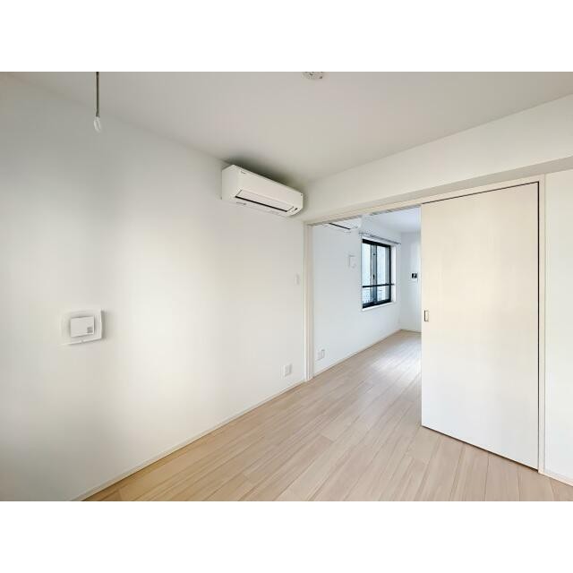 (居間)