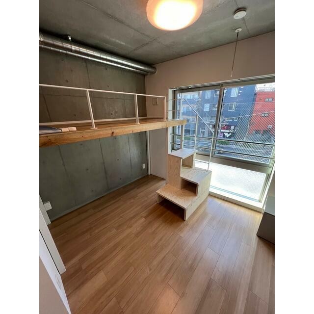同建物別室内写真(居間)