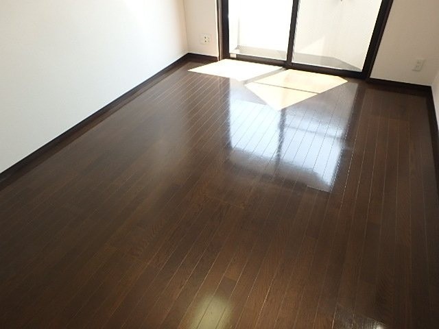(居間)