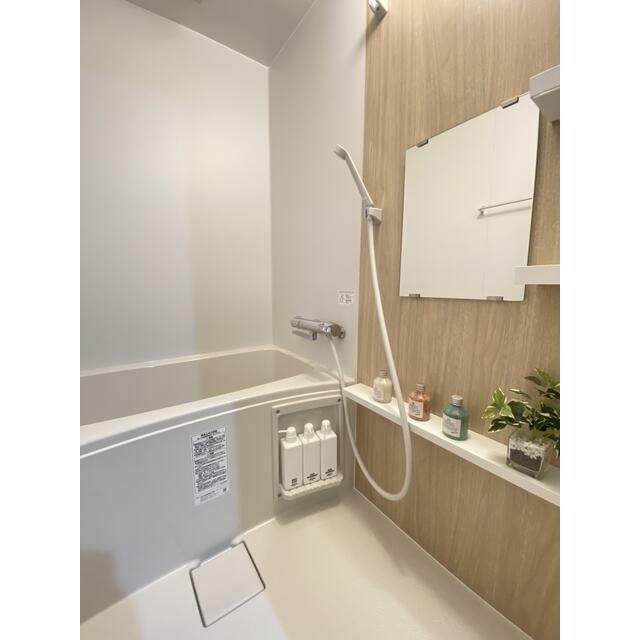 ※同仕様写真含む。家具・小物等は付帯いたしません。(風呂)