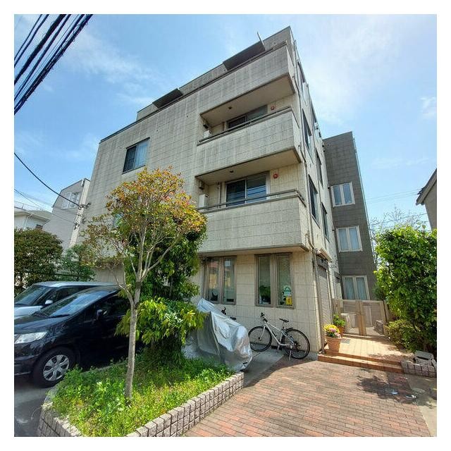 世田谷区鎌田１丁目 【賃貸居住】マンション