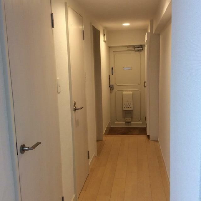 (玄関)