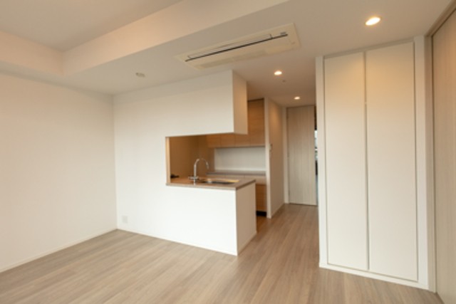 ※写真は同タイプ住戸です。(居間)
