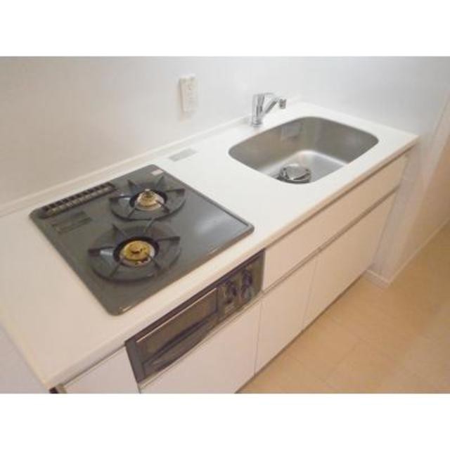 ※写真は同タイプ住戸です。(キッチン)