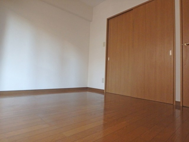 (居間)