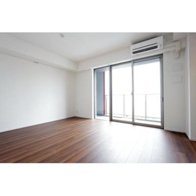 ※写真は同タイプ住戸です。(居間)