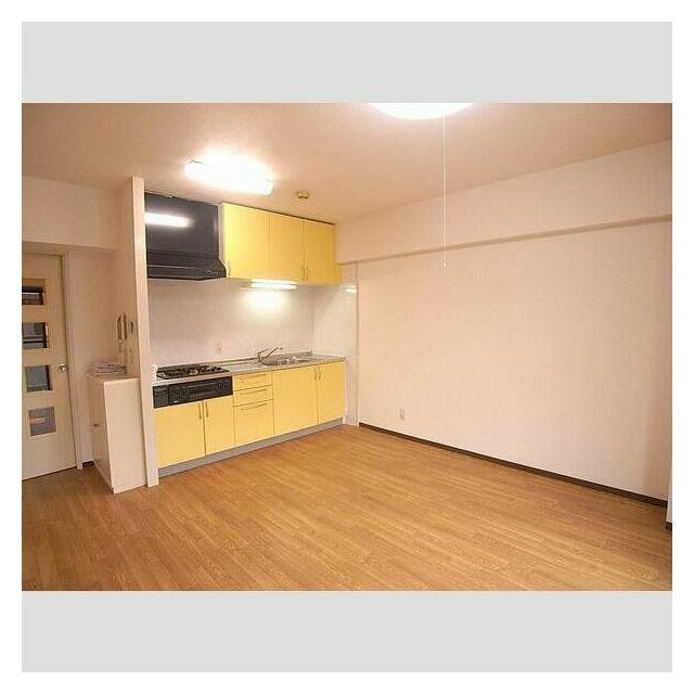 (居間)