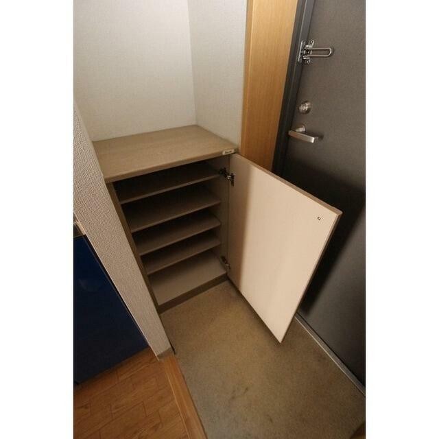 (玄関)