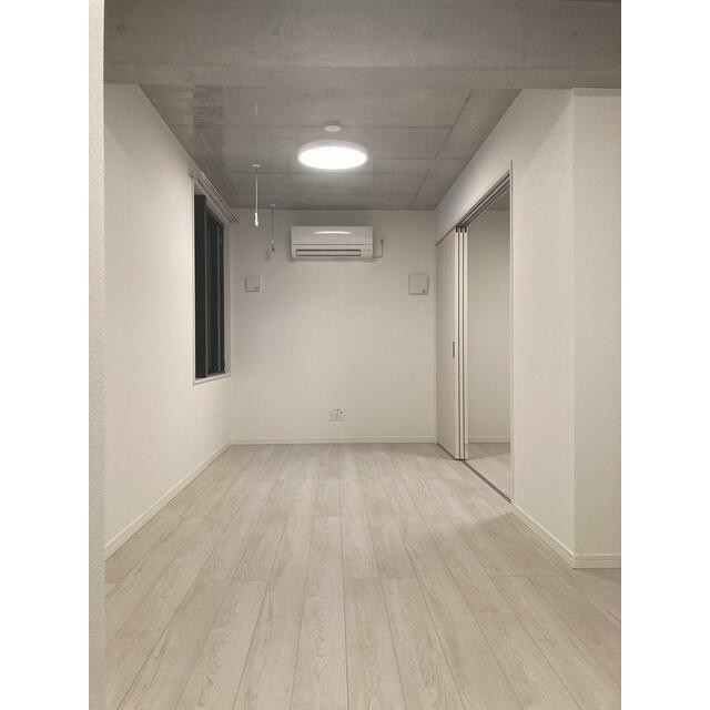 (居間)