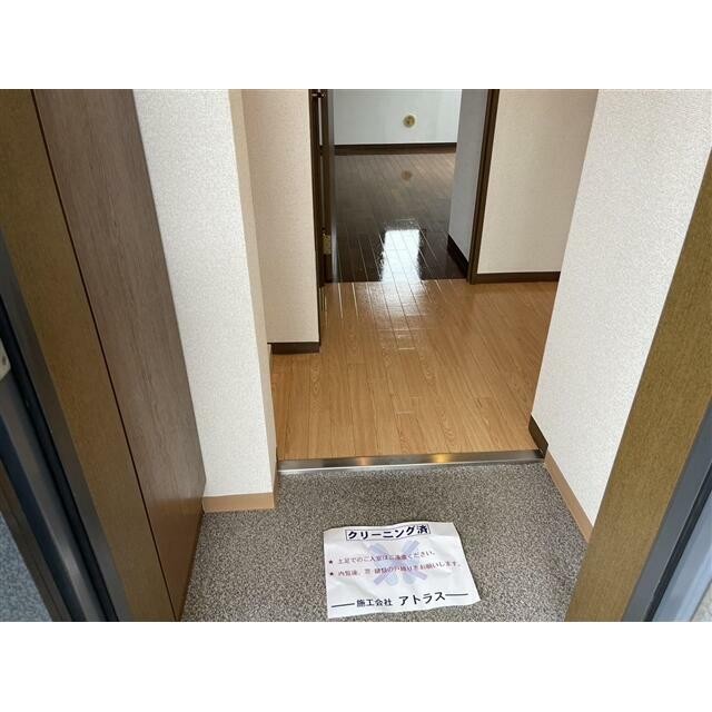 (玄関)