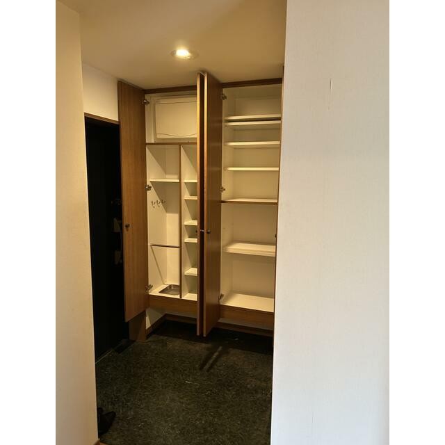 (玄関)