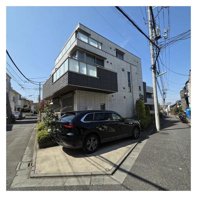 世田谷区北沢１丁目 【賃貸居住】マンション