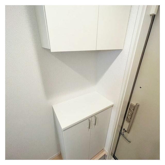 (玄関)