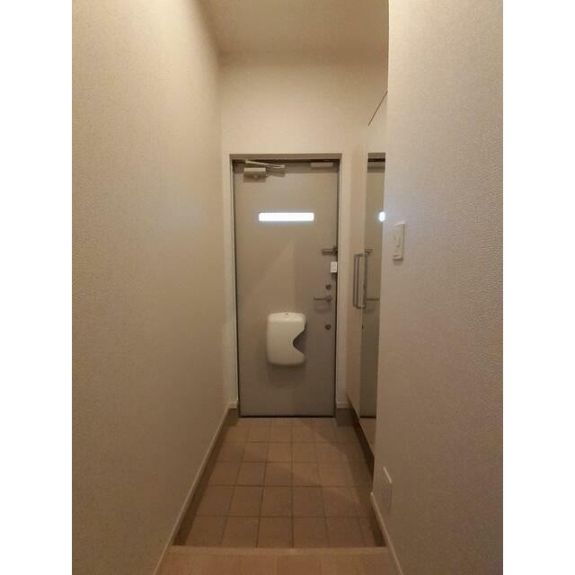 (玄関)