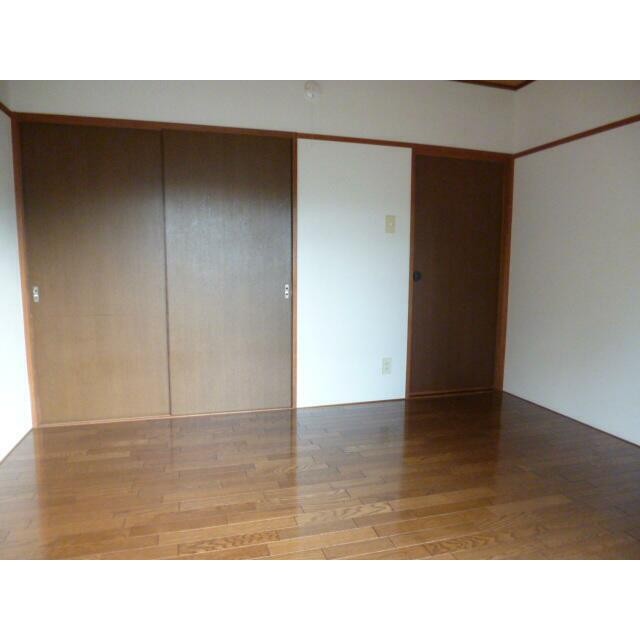 (居間)