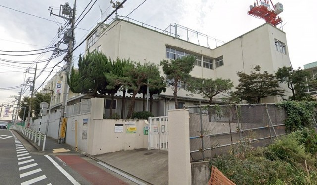 大田区立赤松小学校複合施設（北千束）（451m）(周辺)