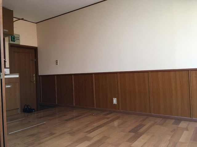 (居間)