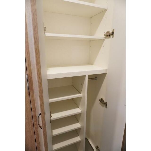 下足入(内装)