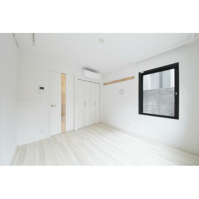 (居間)