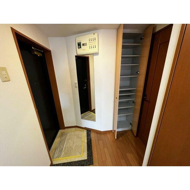 (玄関)