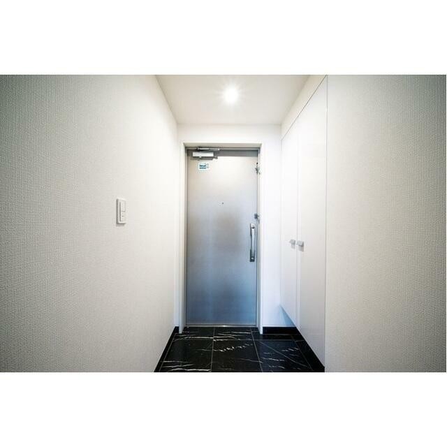 (玄関)
