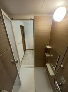 (玄関)